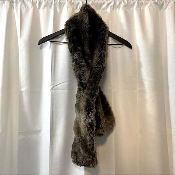 Restoration Hardware Faux Fur Slip Through Scarf 53 in X 5 in - Picture 1 of 8